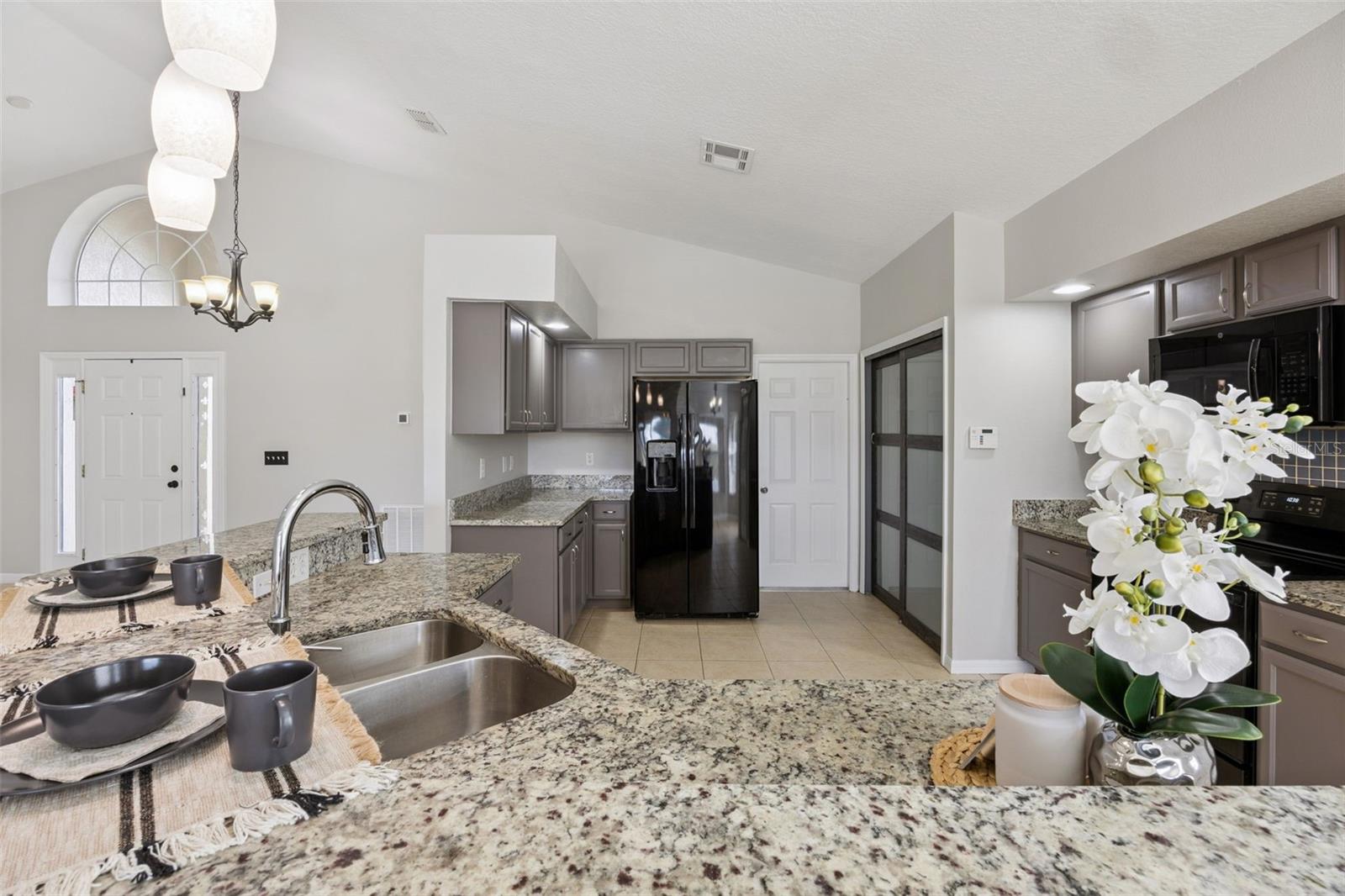 539 KNIGHTSBRIDGE CIR, DAVENPORT, FL, 33896