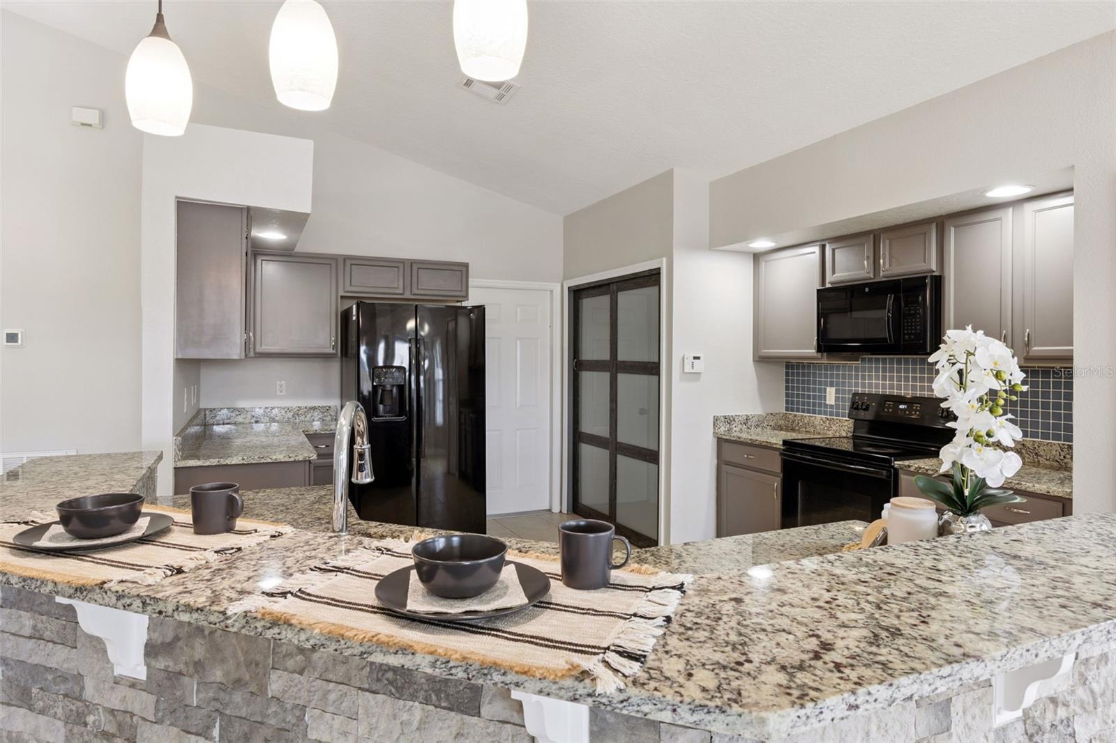 539 KNIGHTSBRIDGE CIR, DAVENPORT, FL, 33896