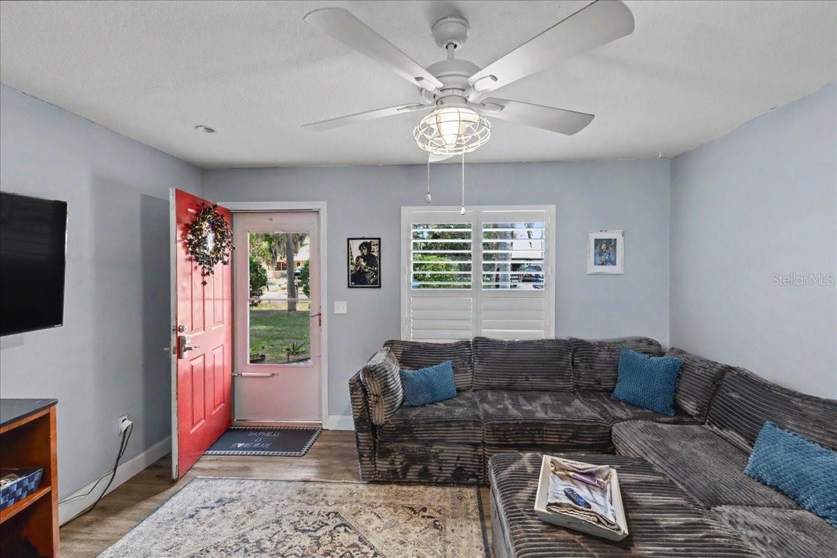 2021 INDIA PALM DR, EDGEWATER, FL, 32141