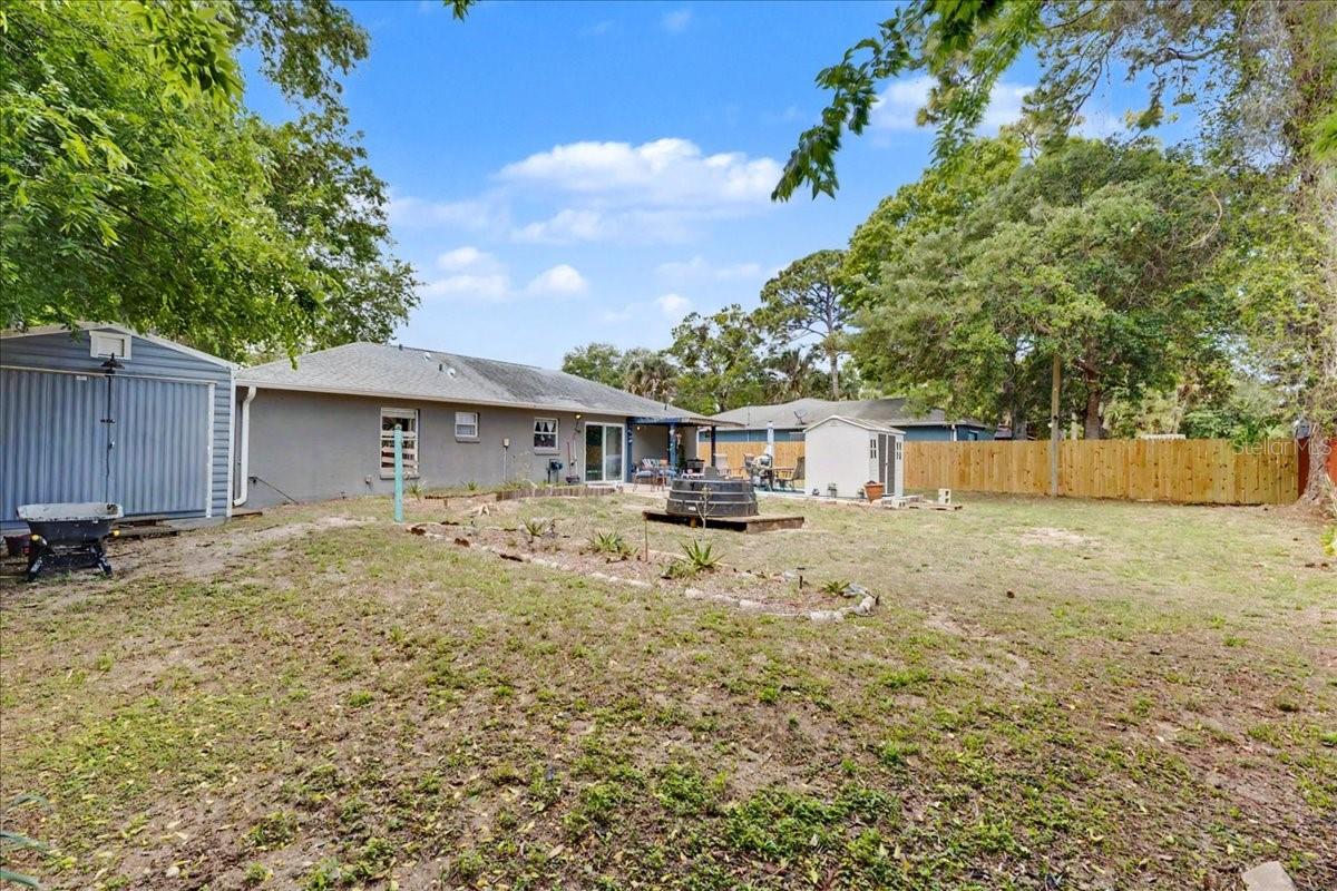 2021 INDIA PALM DR, EDGEWATER, FL, 32141