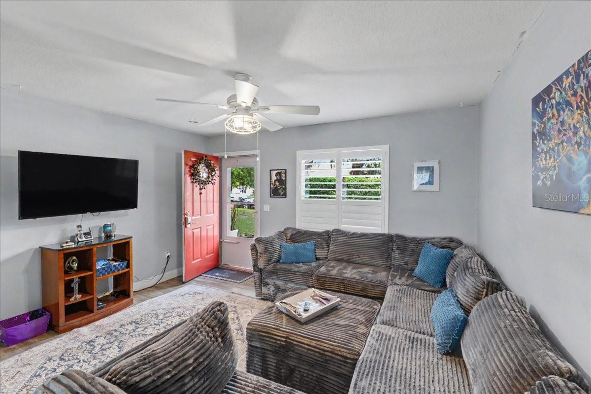 2021 INDIA PALM DR, EDGEWATER, FL, 32141