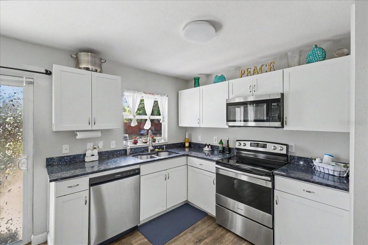 2021 INDIA PALM DR, EDGEWATER, FL, 32141