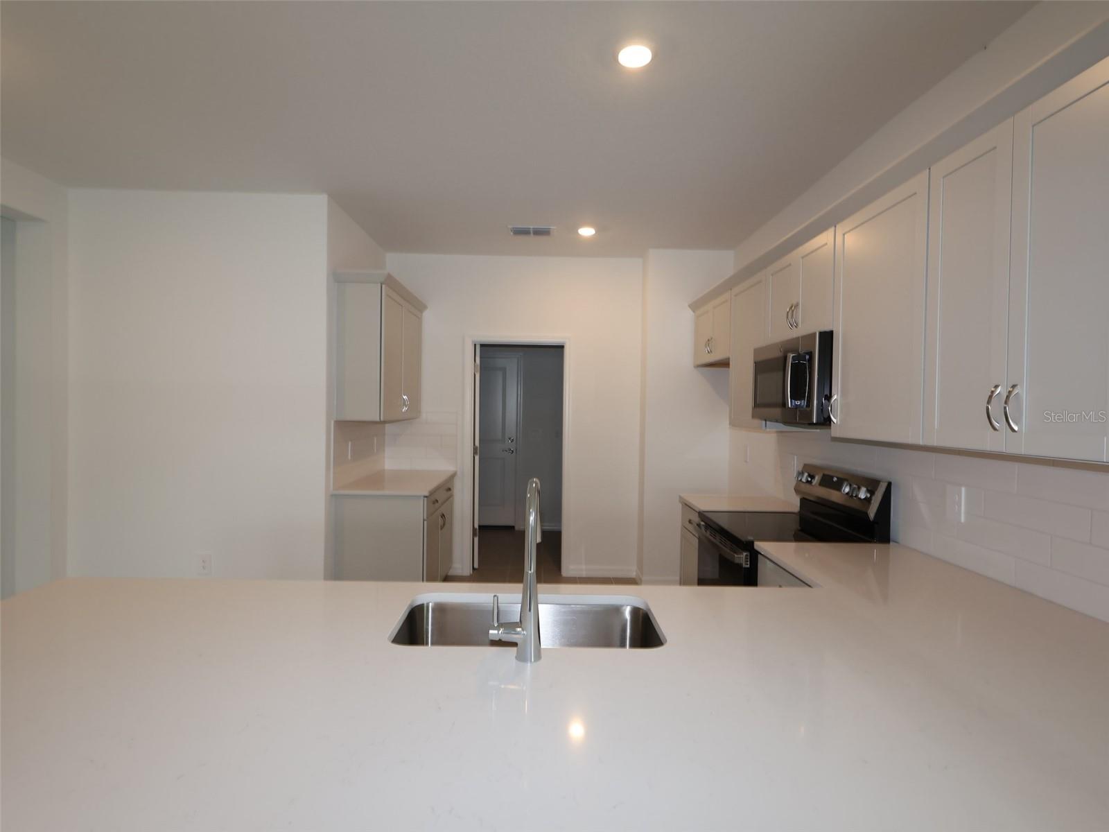 9117 OPTIMIST WAY, PALMETTO, FL, 34221