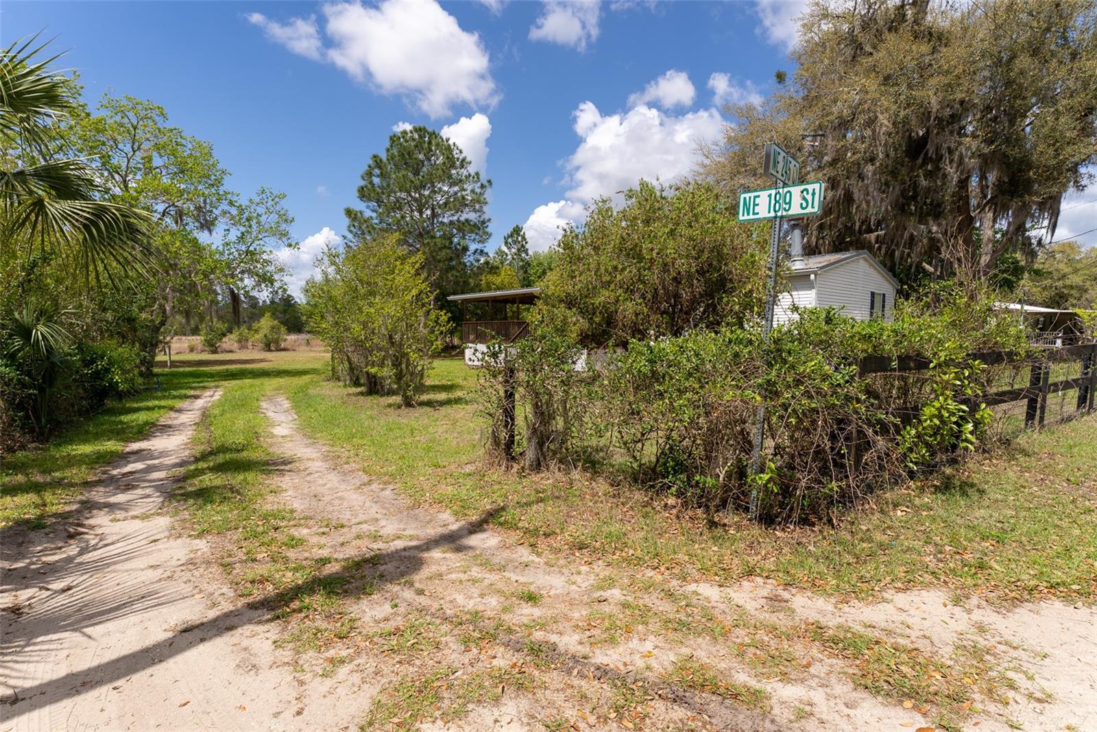 24525 NE 189TH ST, FORT MC COY, FL, 32134