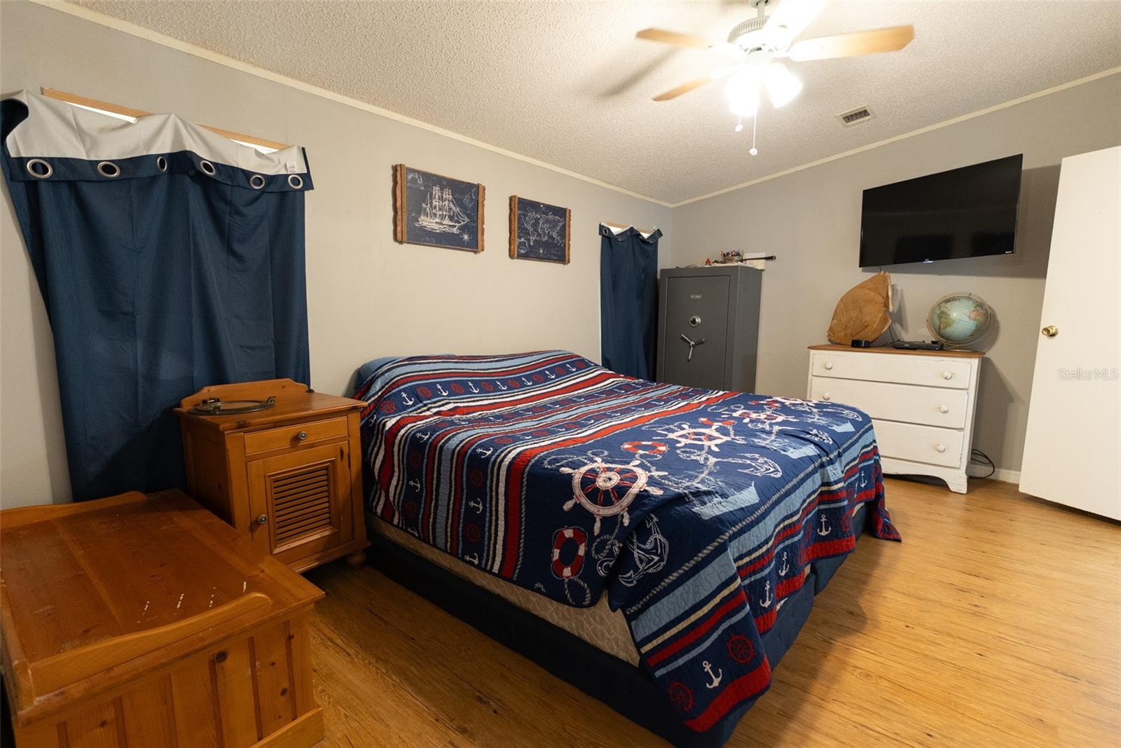 24525 NE 189TH ST, FORT MC COY, FL, 32134