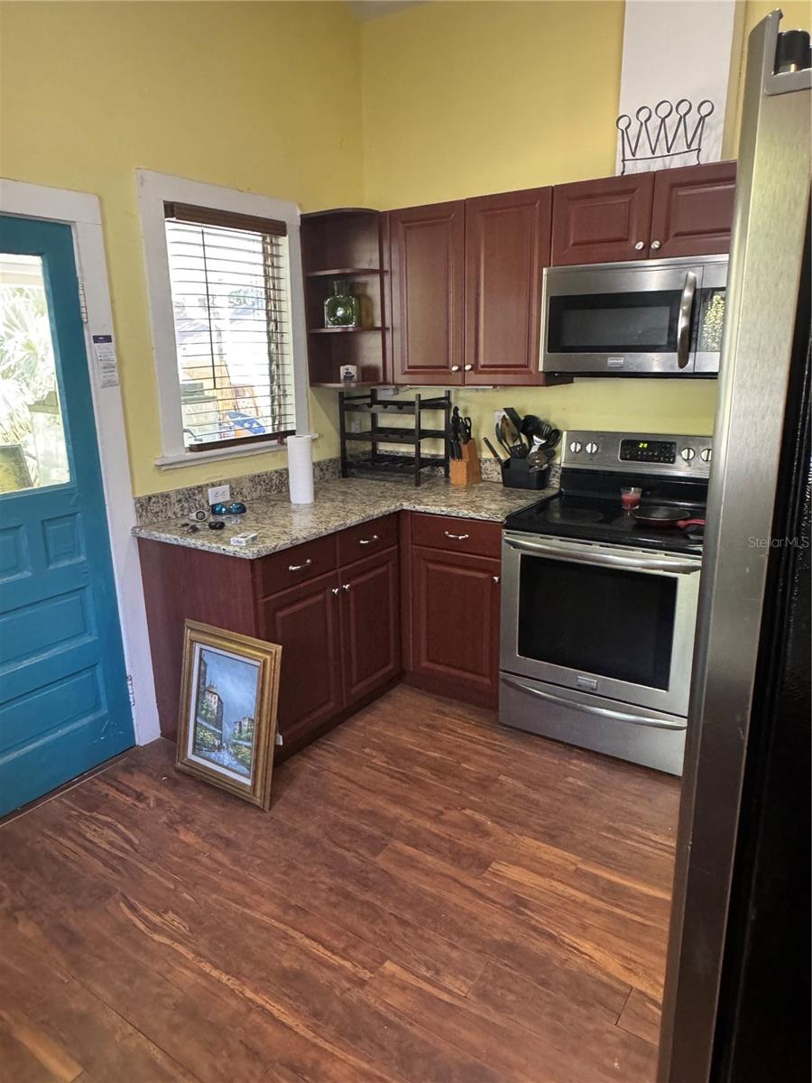 1015 12TH ST W, BRADENTON, FL, 34205