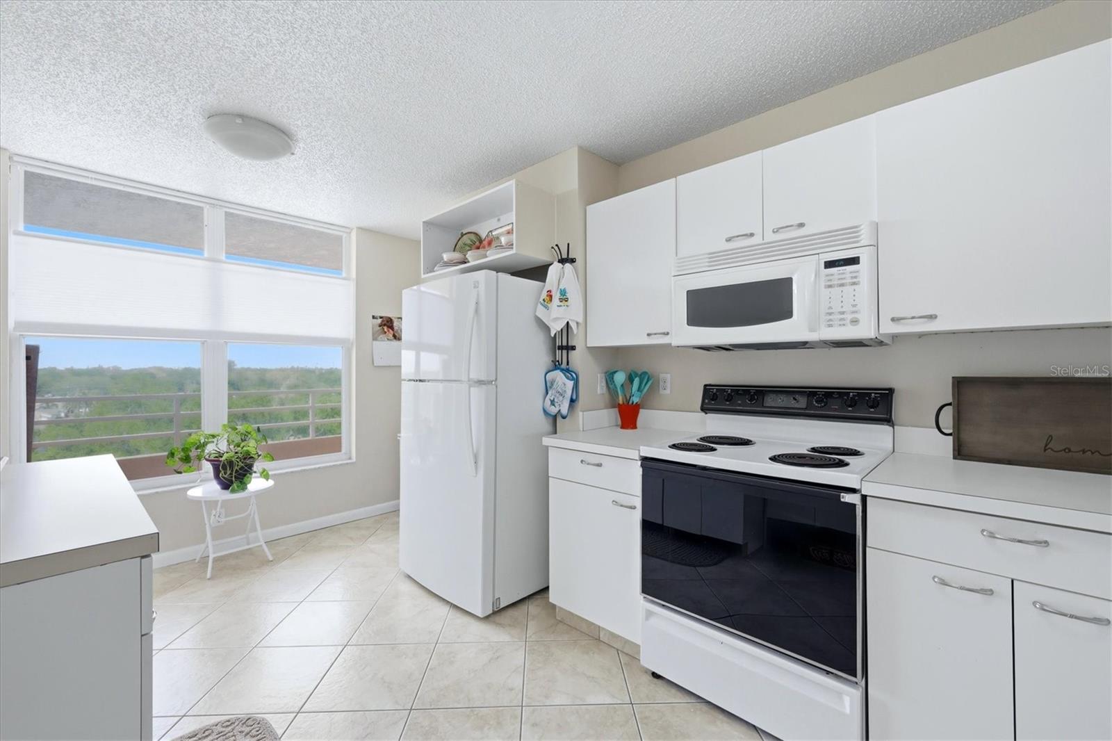 3740 PINEBROOK CIR #604, BRADENTON, FL, 34209