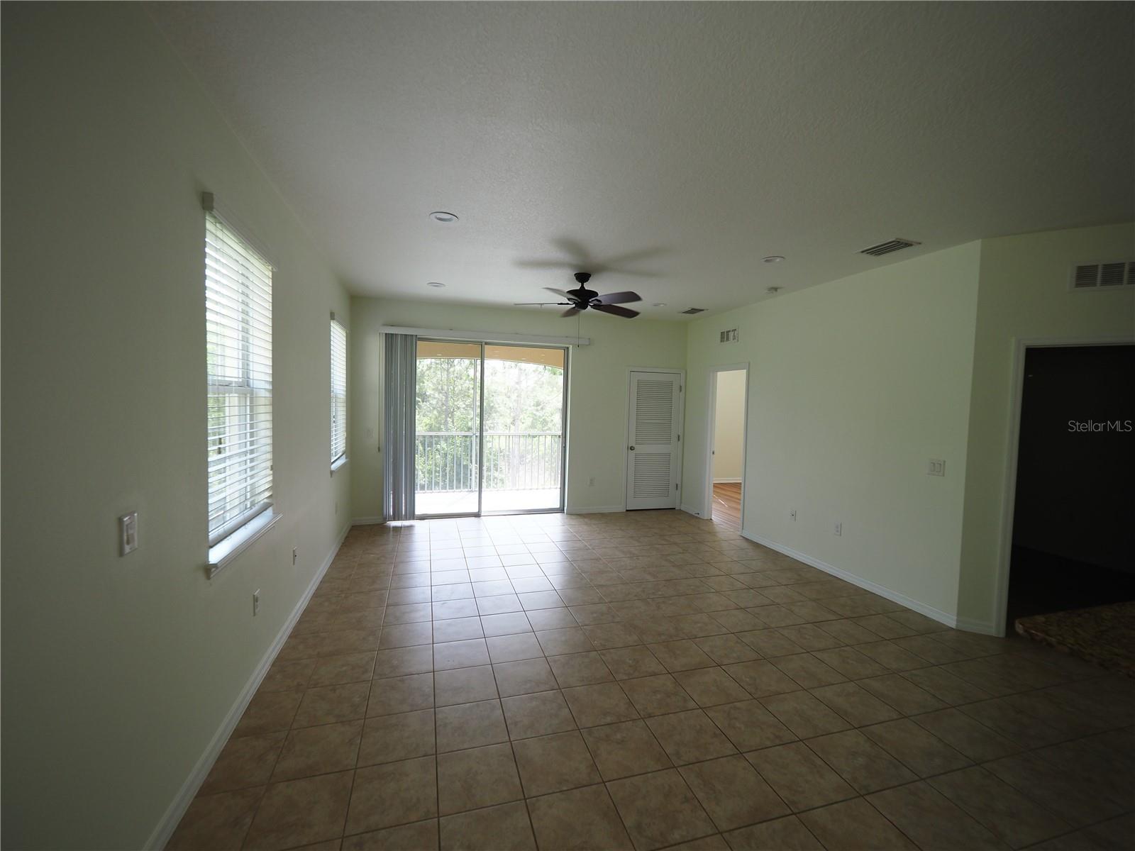 8140 ENCLAVE WAY #101, SARASOTA, FL, 34243