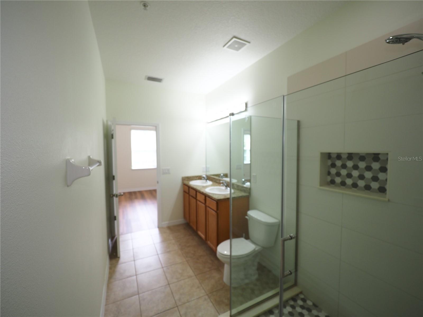 8140 ENCLAVE WAY #101, SARASOTA, FL, 34243