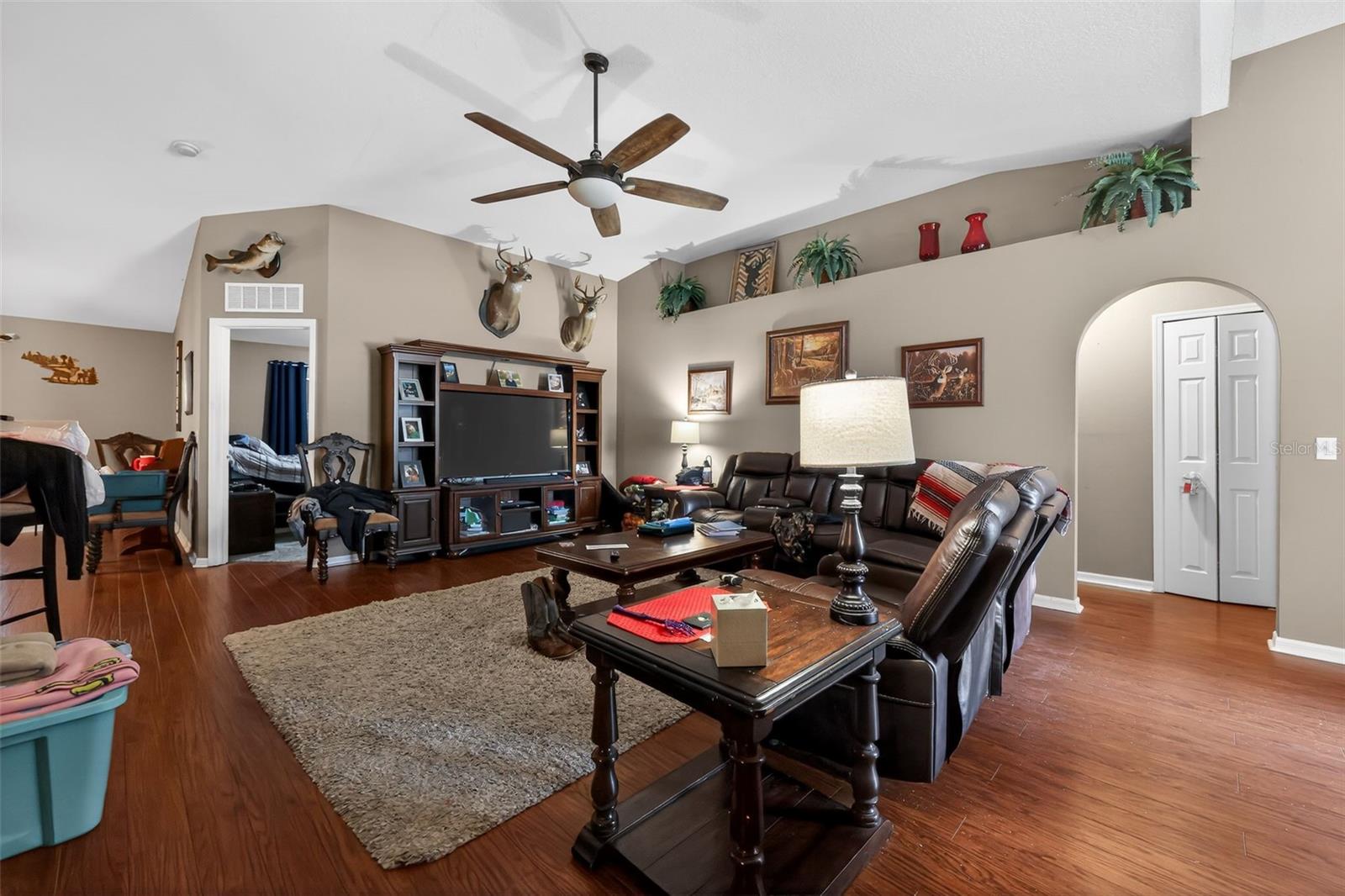 321 SQUIRES GROVE DR, WINTER HAVEN, FL, 33880