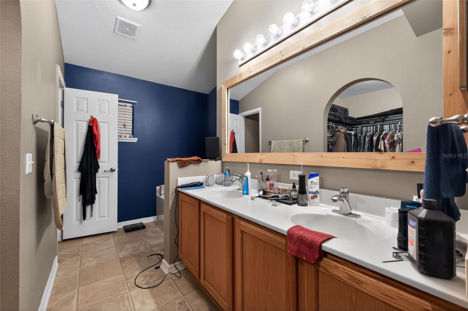 321 SQUIRES GROVE DR, WINTER HAVEN, FL, 33880