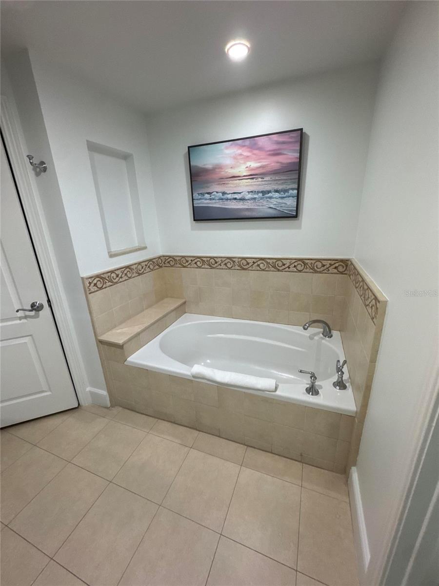 7593 GATHERING DR #307, REUNION, FL, 34747