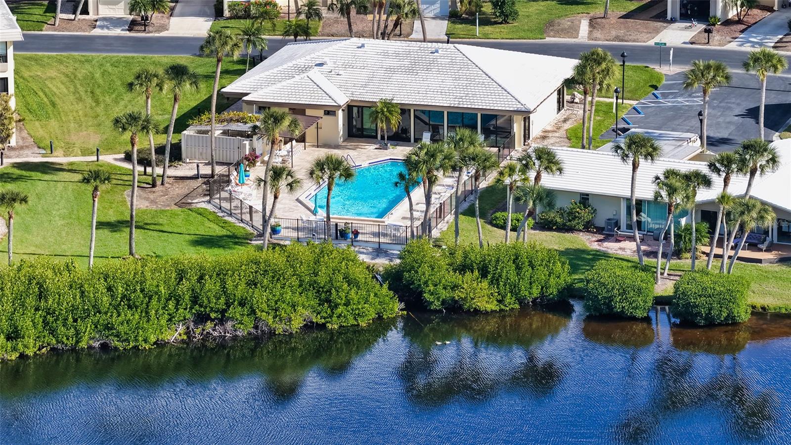 101 WHISPERING SANDS DR #301, SARASOTA, FL, 34242