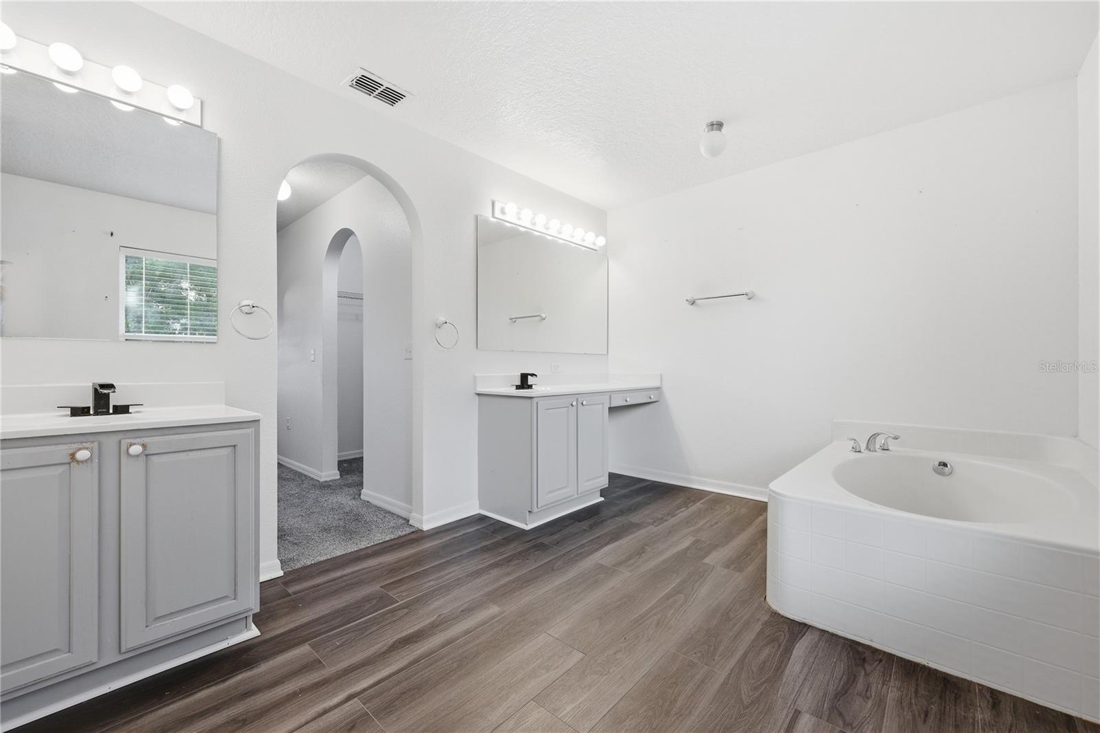 1348 SW 245TH WAY, NEWBERRY, FL, 32669