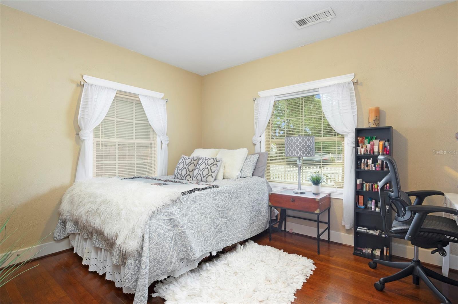 4526 1ST AVE N, ST PETERSBURG, FL, 33713