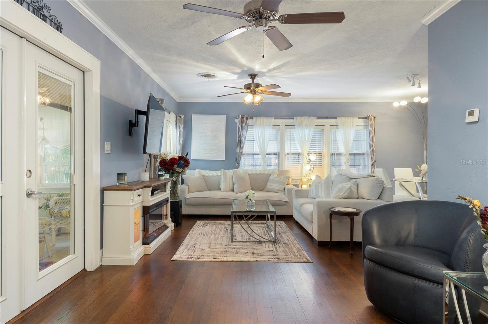 4526 1ST AVE N, ST PETERSBURG, FL, 33713