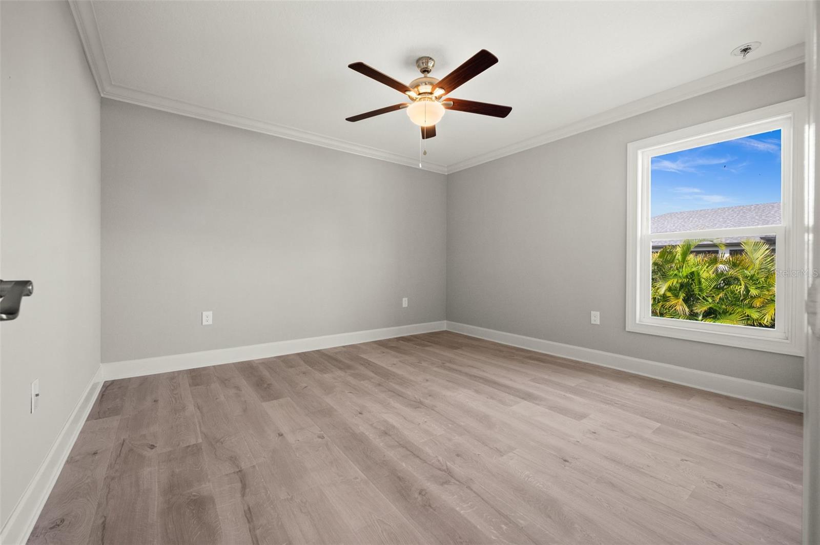 1056 TAMPA RD, VENICE, FL, 34293