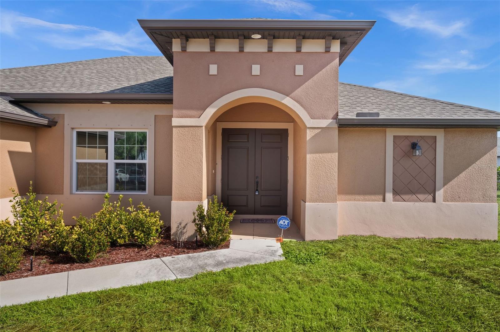 1056 TAMPA RD, VENICE, FL, 34293