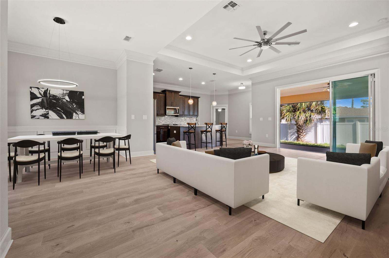 1056 TAMPA RD, VENICE, FL, 34293