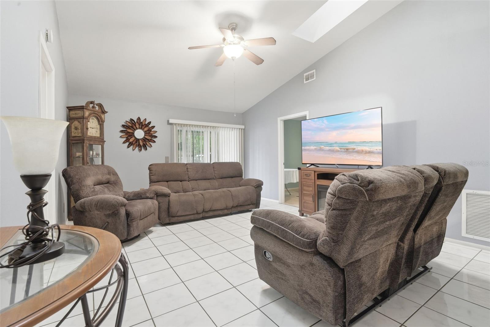 61 FLORIDANA RD, DEBARY, FL, 32713