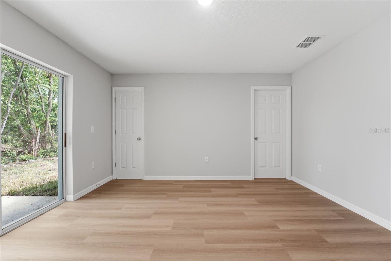 2107 SUANEE AVE, EUSTIS, FL, 32726