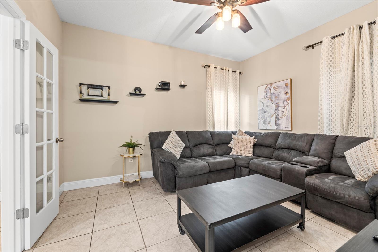 205 E KIRBY ST, TAMPA, FL, 33604