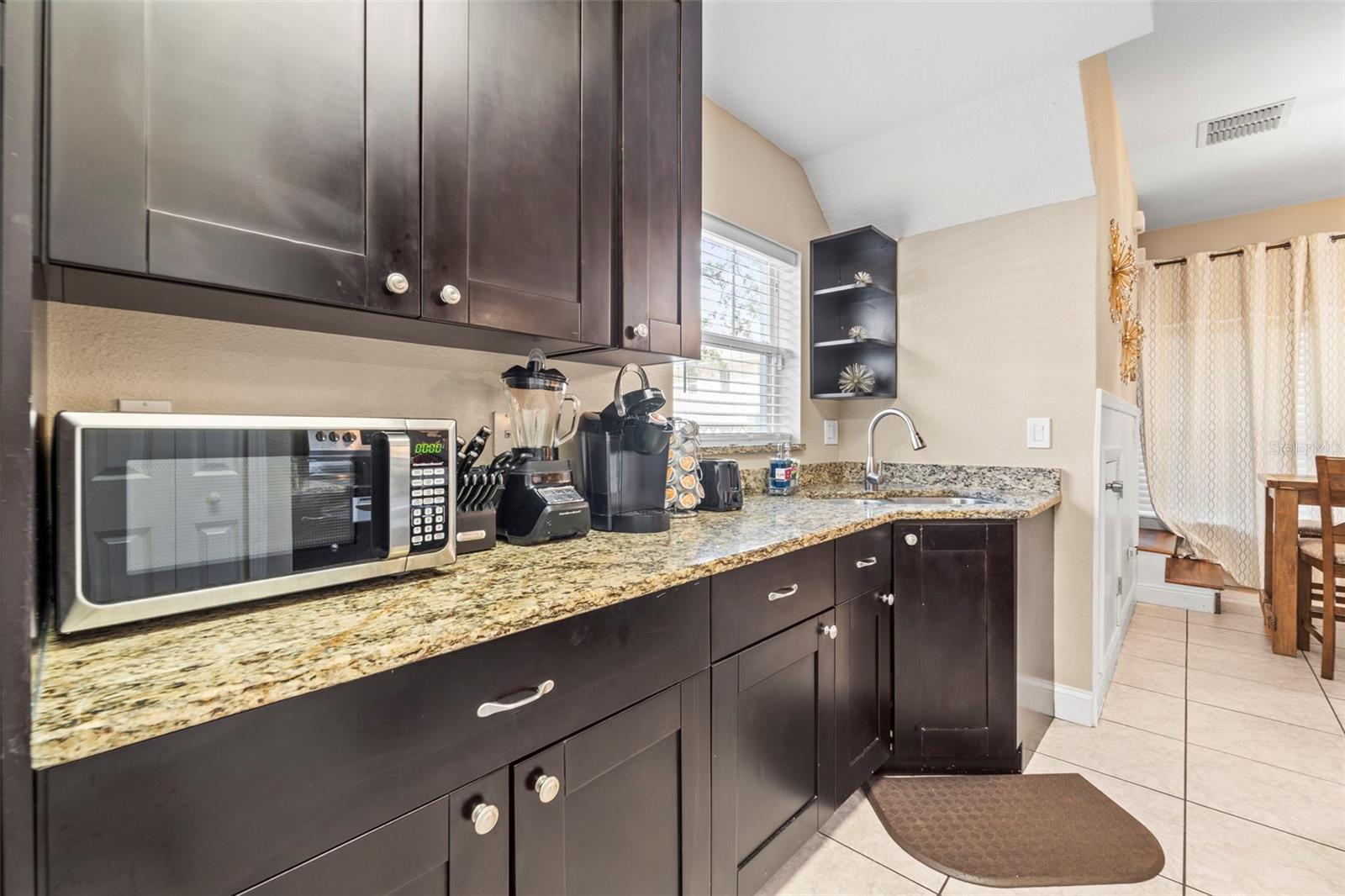 205 E KIRBY ST, TAMPA, FL, 33604