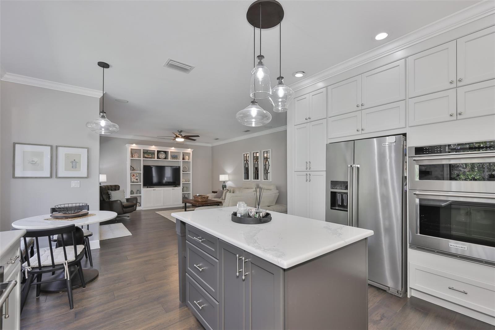 Kitchen to Breakfast Room