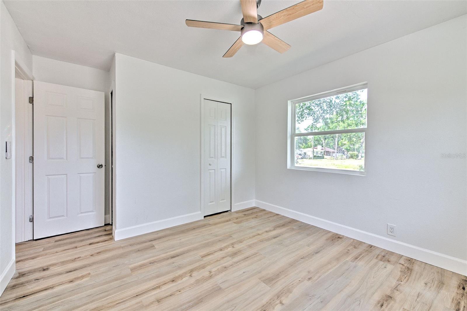 2002 E HANNA AVE, TAMPA, FL, 33610