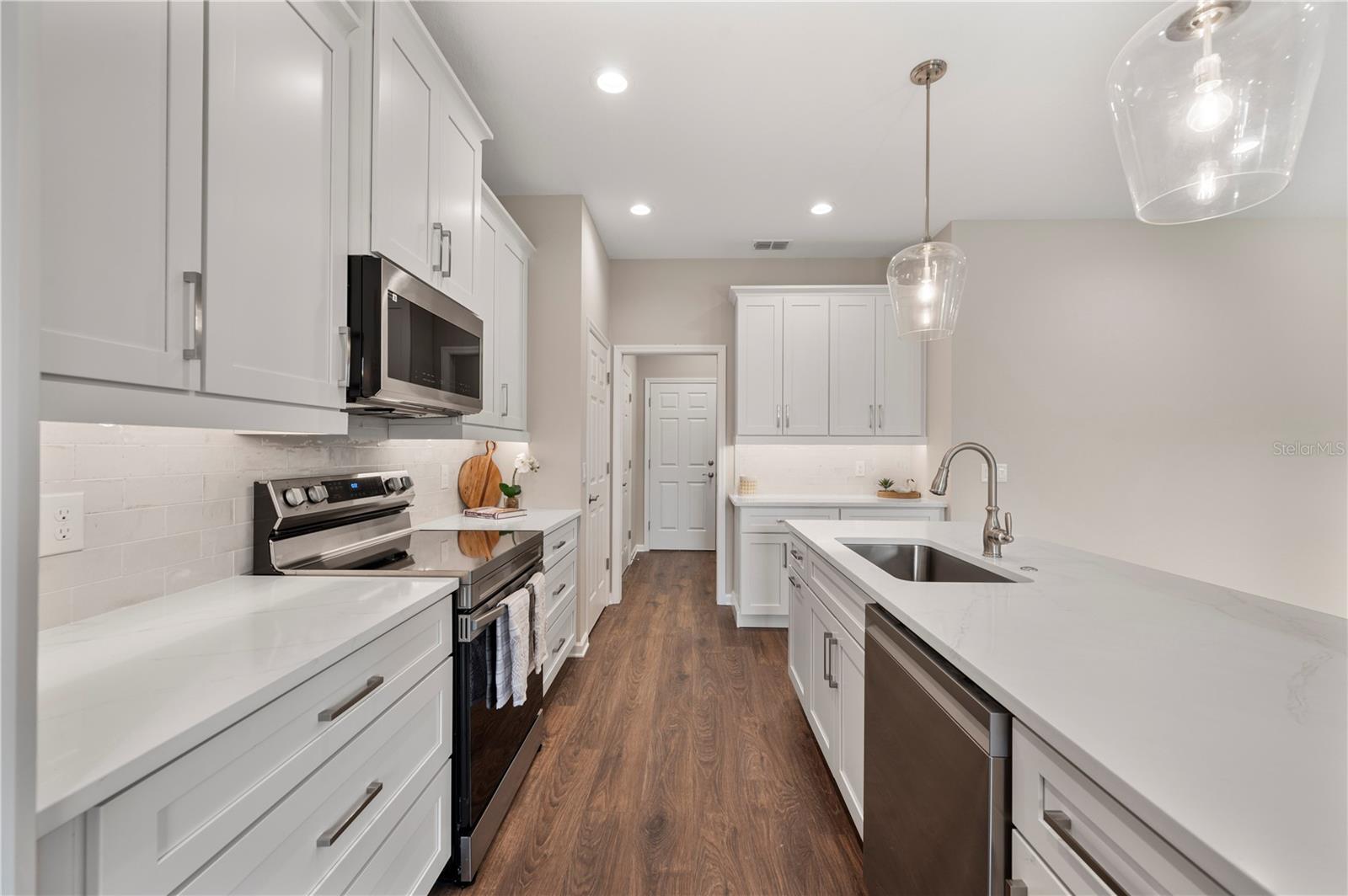 4550 FAIRWAY OAKS DR, MULBERRY, FL, 33860