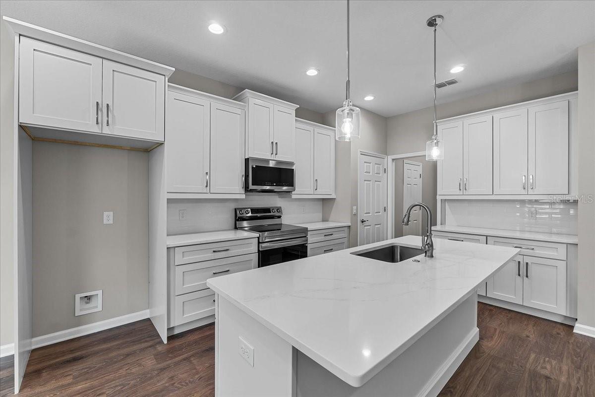 4502 FAIRWAY OAKS DR, MULBERRY, FL, 33860