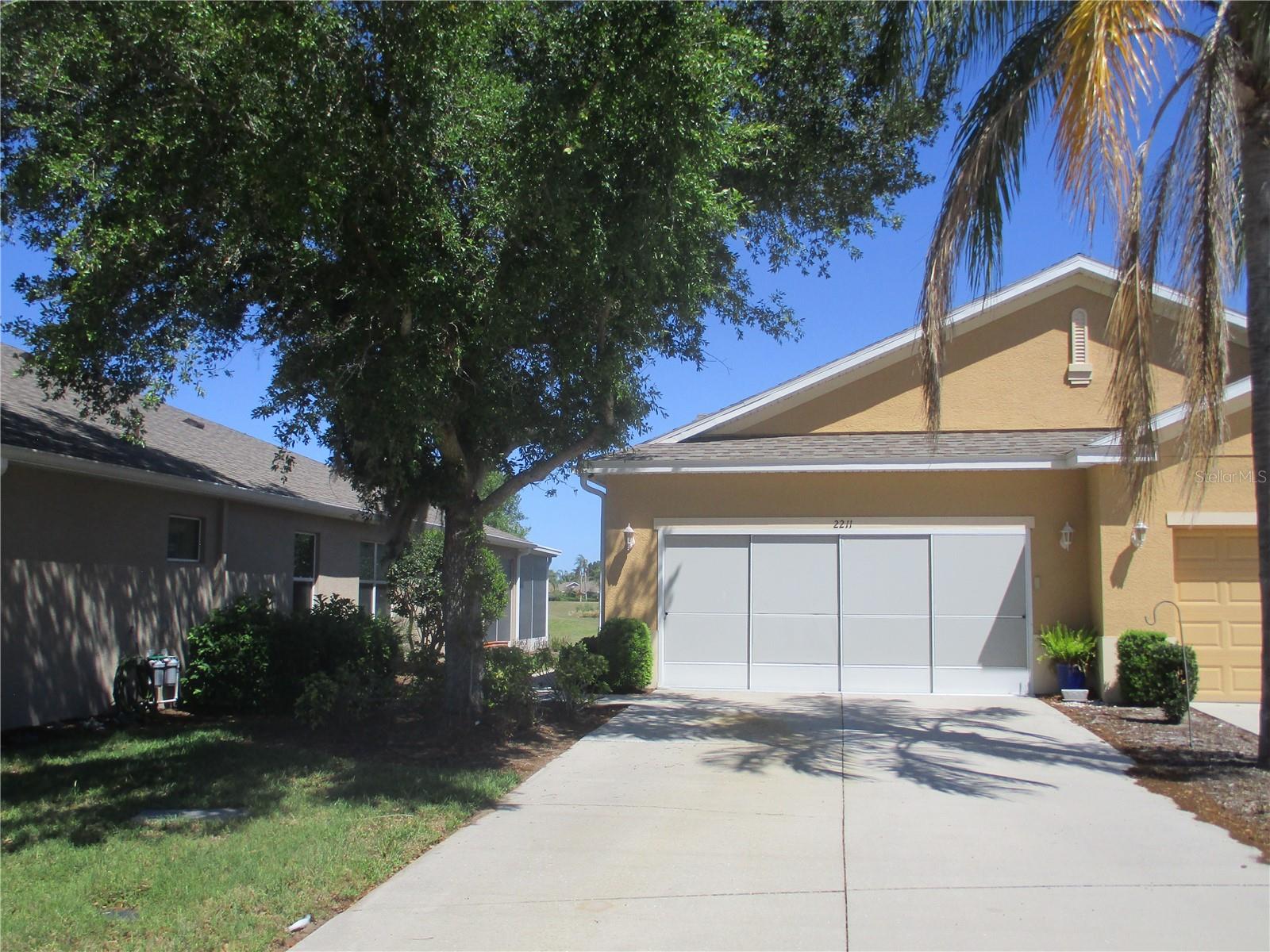 2211 OAKLEY GREEN DR, SUN CITY CENTER, FL, 33573