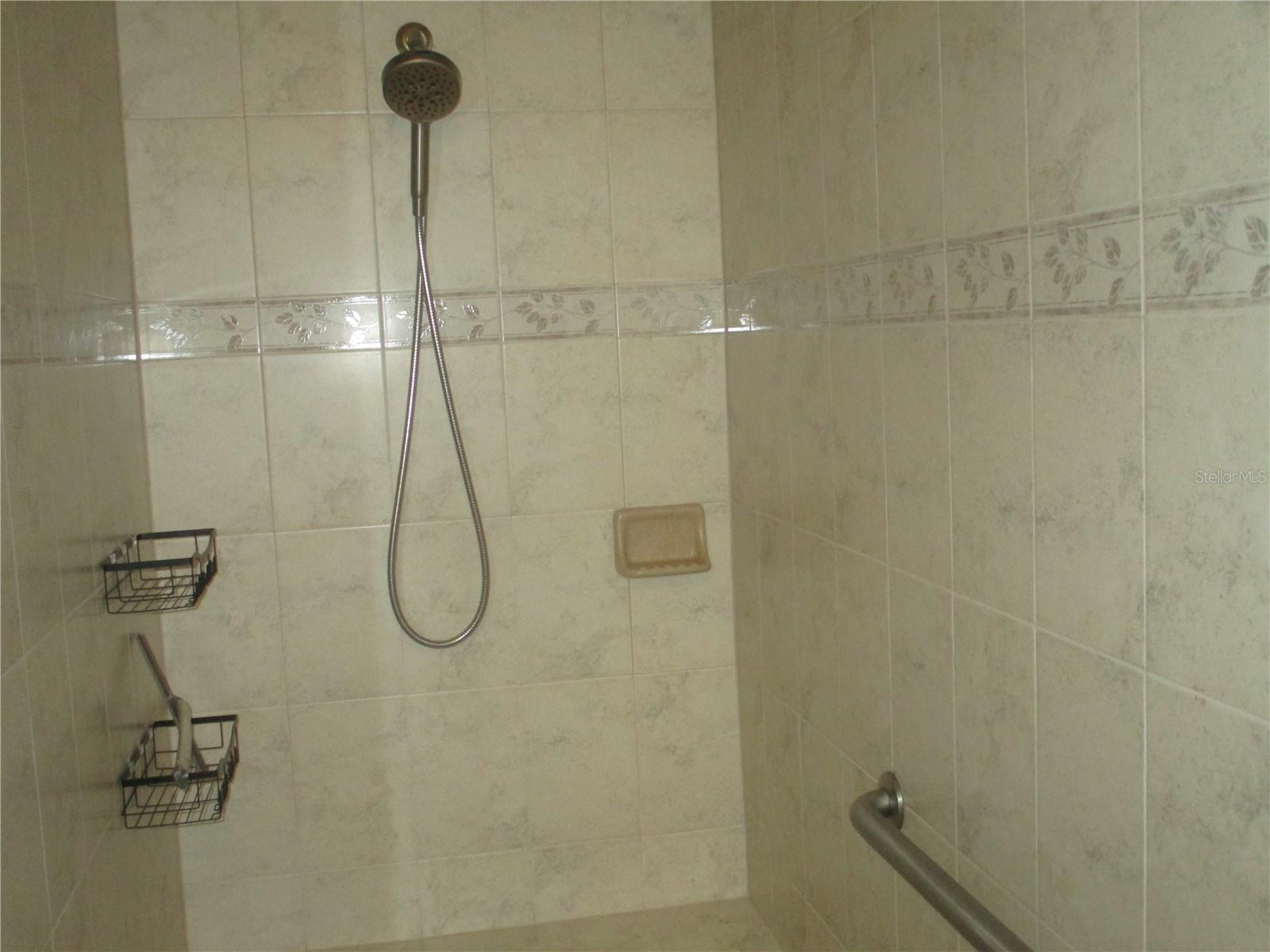 2211 OAKLEY GREEN DR, SUN CITY CENTER, FL, 33573