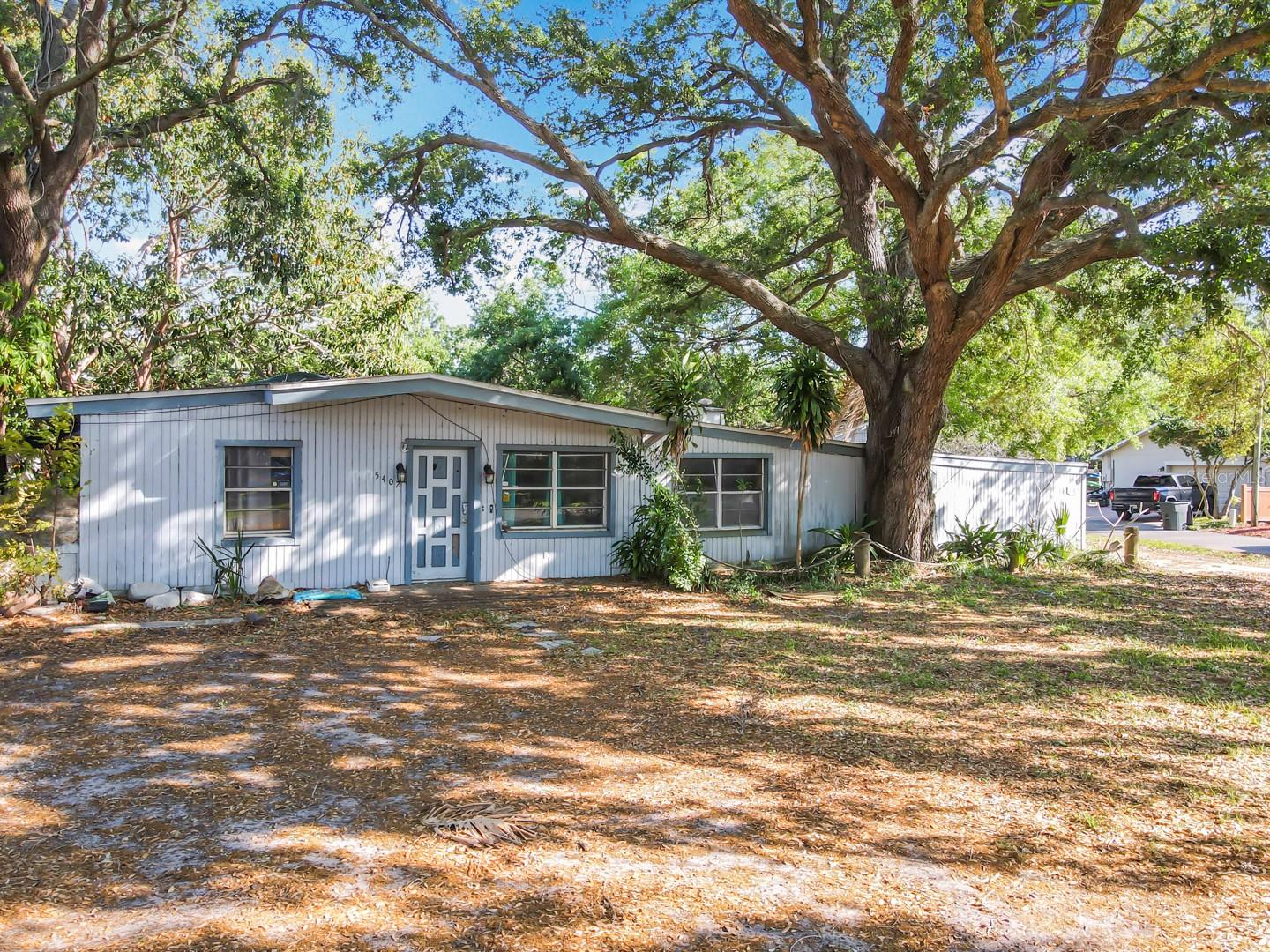 5402 PARKWAY DR, BELLE ISLE, FL, 32809