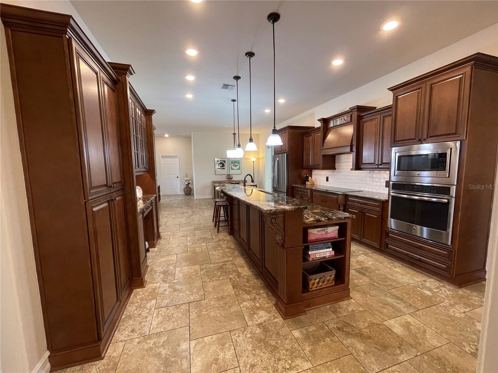 2366 ANTHONY AVE, CLEARWATER, FL, 33759
