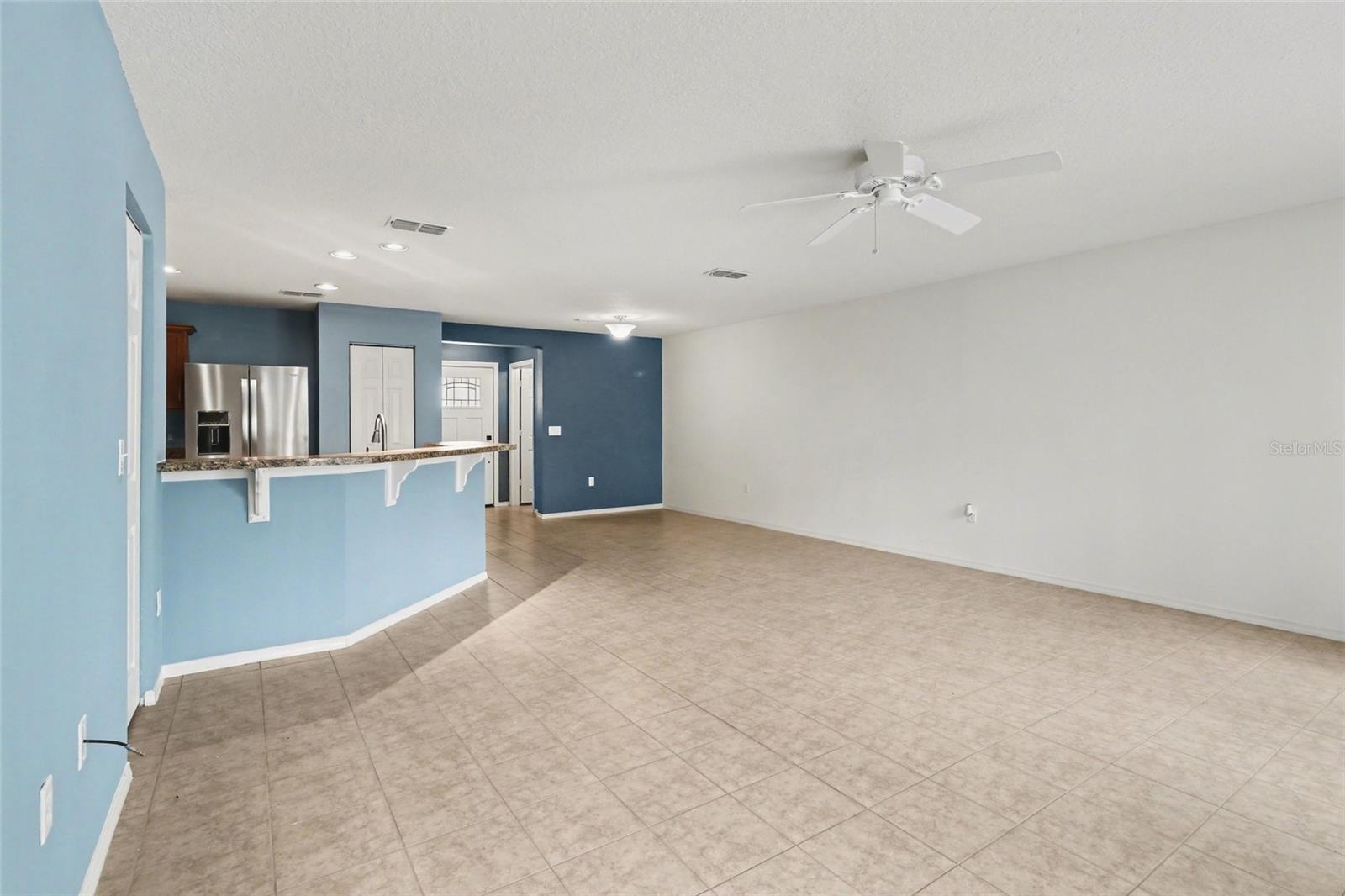 3077 SEAVIEW CASTLE DR, KISSIMMEE, FL, 34746