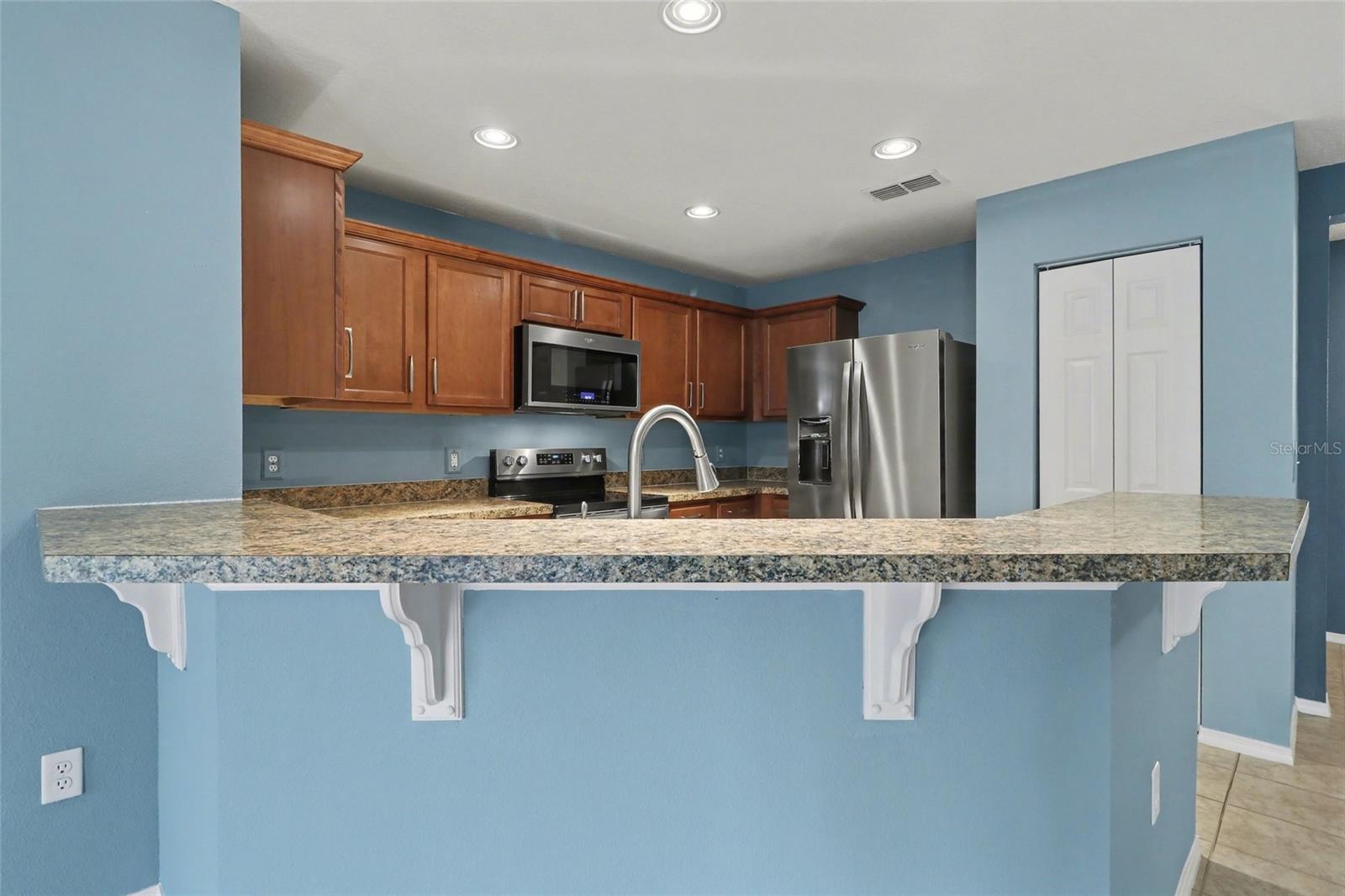 3077 SEAVIEW CASTLE DR, KISSIMMEE, FL, 34746