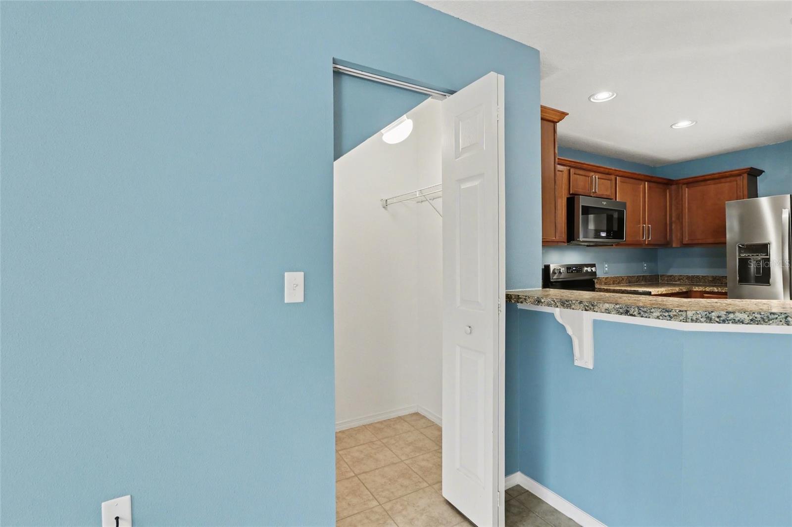 3077 SEAVIEW CASTLE DR, KISSIMMEE, FL, 34746