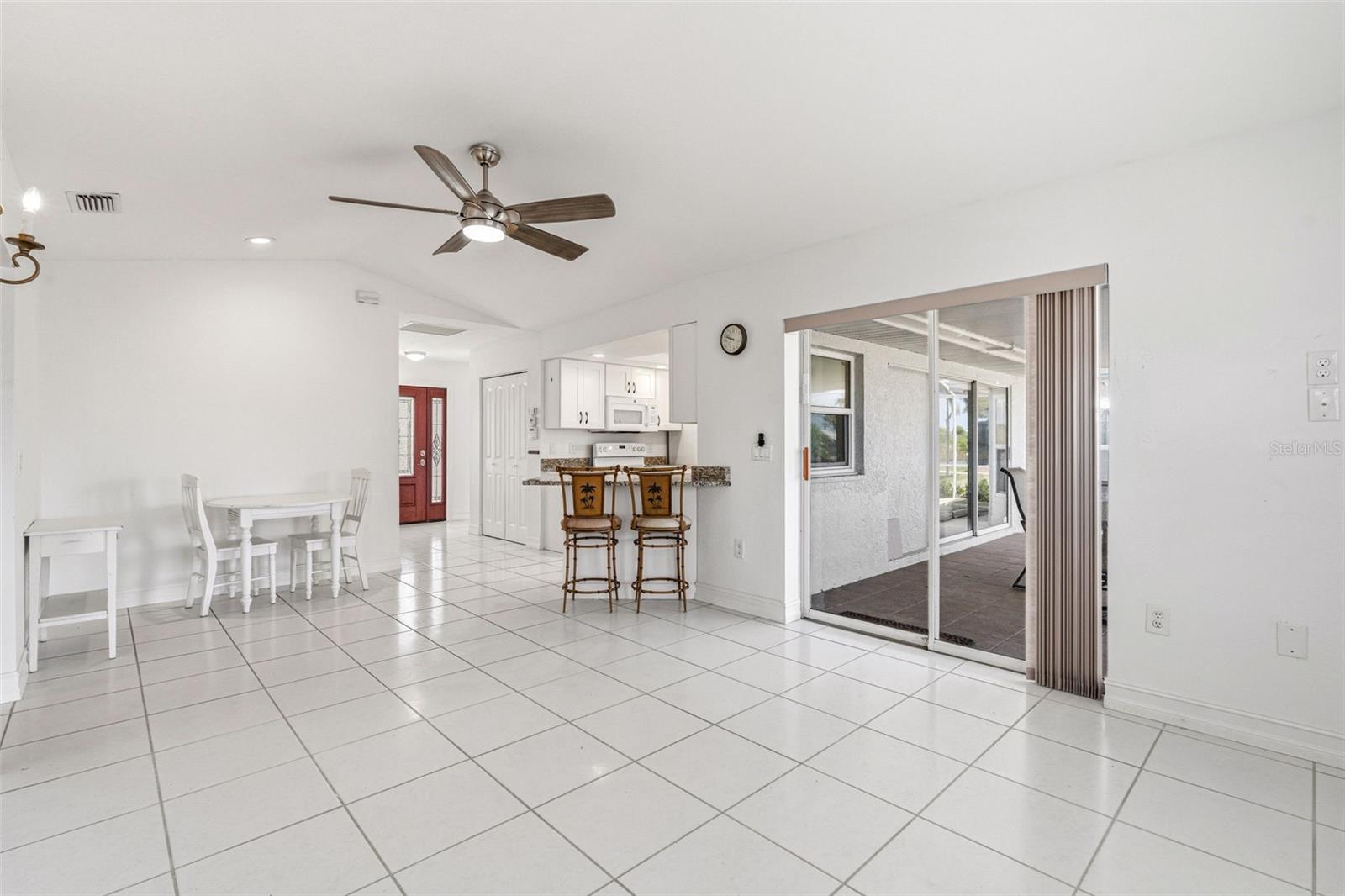 15184 ALDAMA CIR, PORT CHARLOTTE, FL, 33981