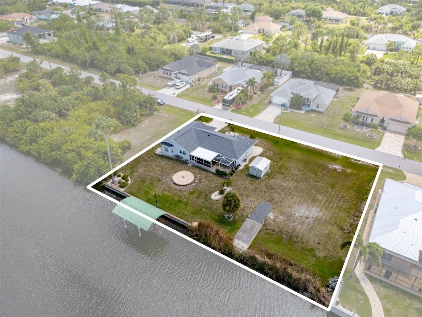 15184 ALDAMA CIR, PORT CHARLOTTE, FL, 33981