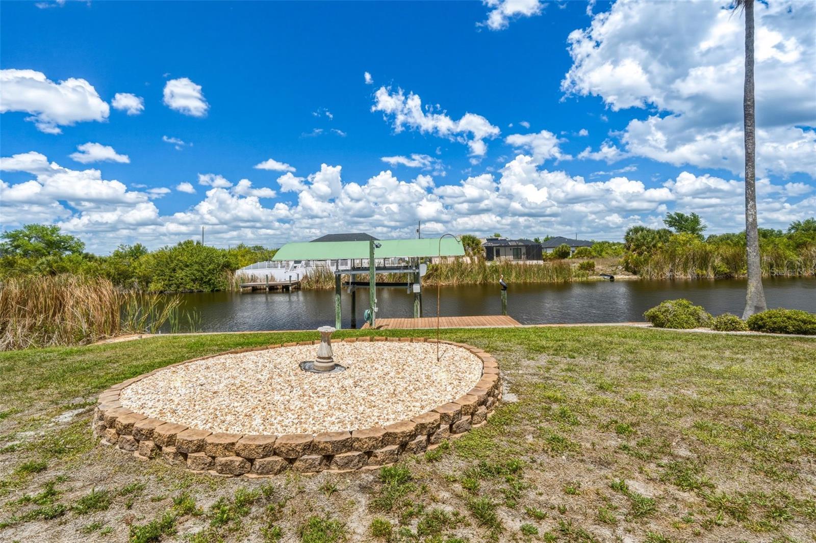 15184 ALDAMA CIR, PORT CHARLOTTE, FL, 33981