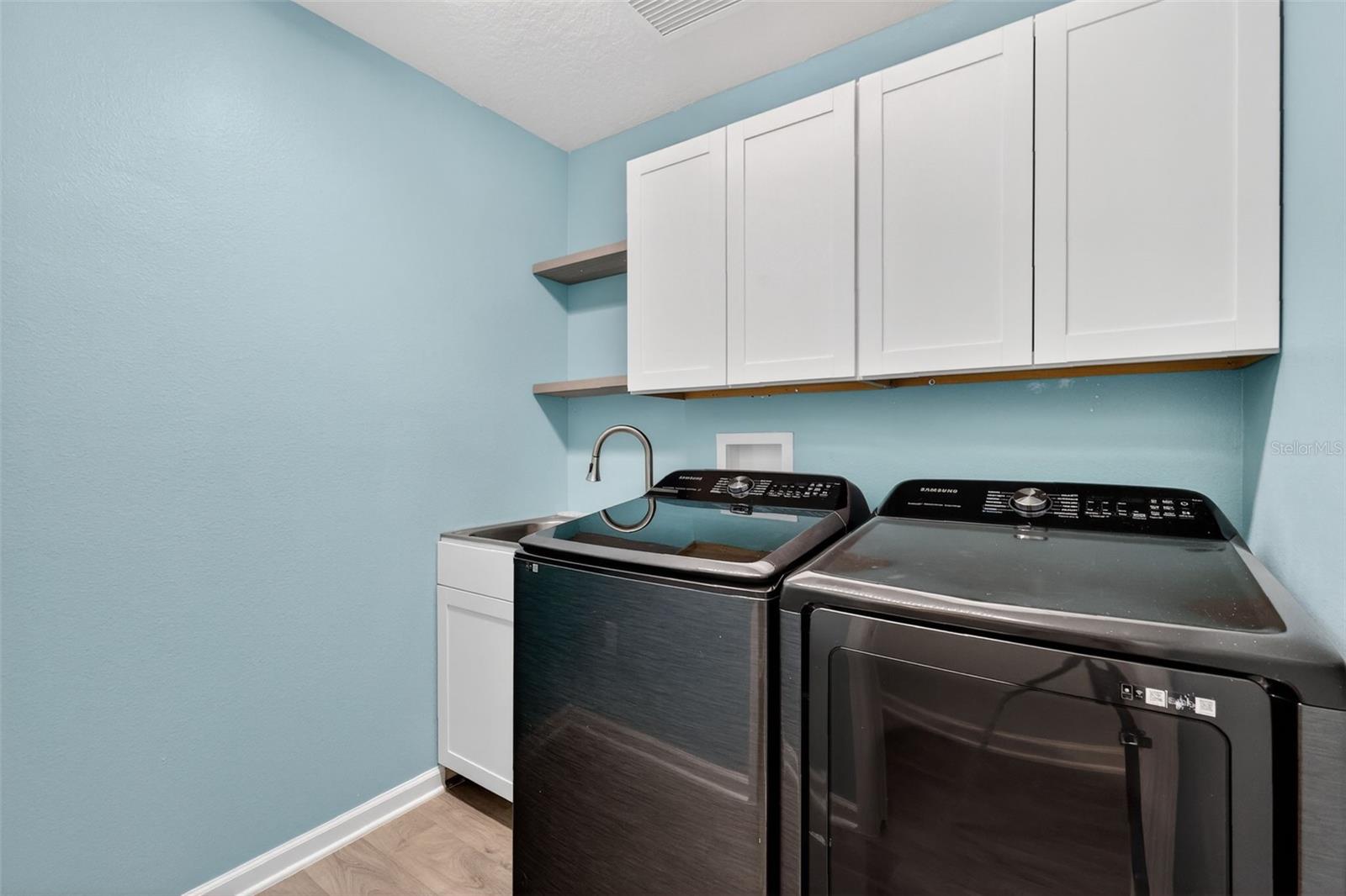 5548 MILLICAN AVE, THE VILLAGES, FL, 32163