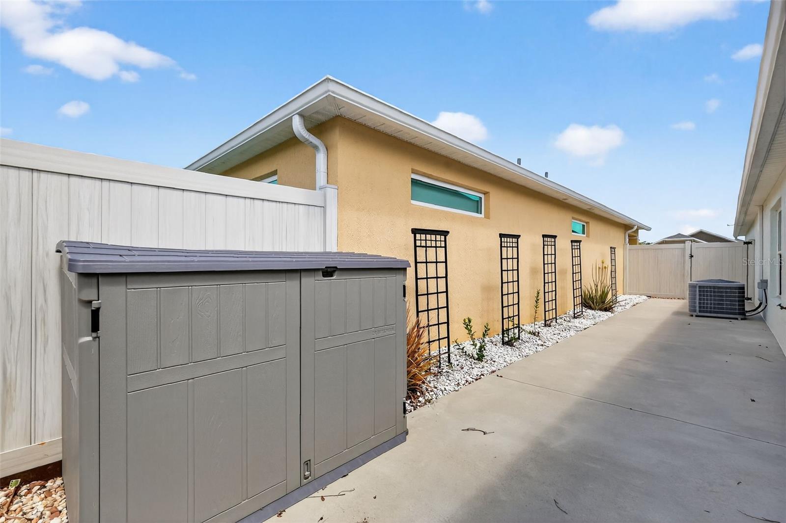 5548 MILLICAN AVE, THE VILLAGES, FL, 32163