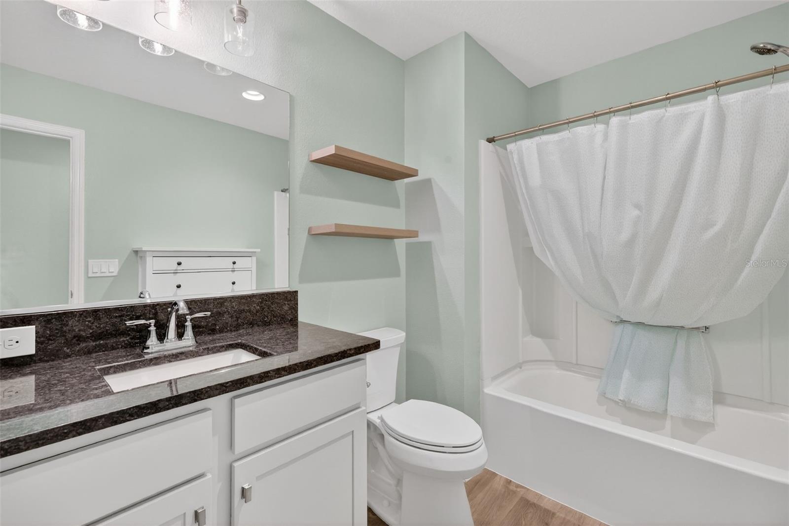 5548 MILLICAN AVE, THE VILLAGES, FL, 32163