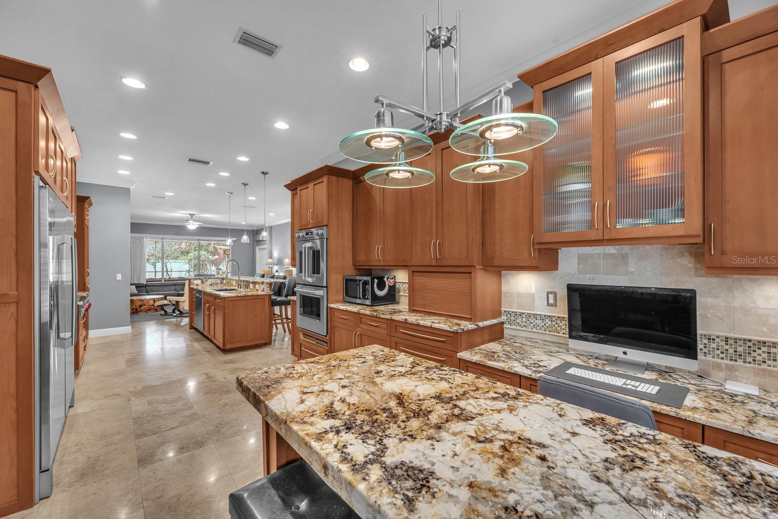 5613 LARK MEADOW PL, LITHIA, FL, 33547