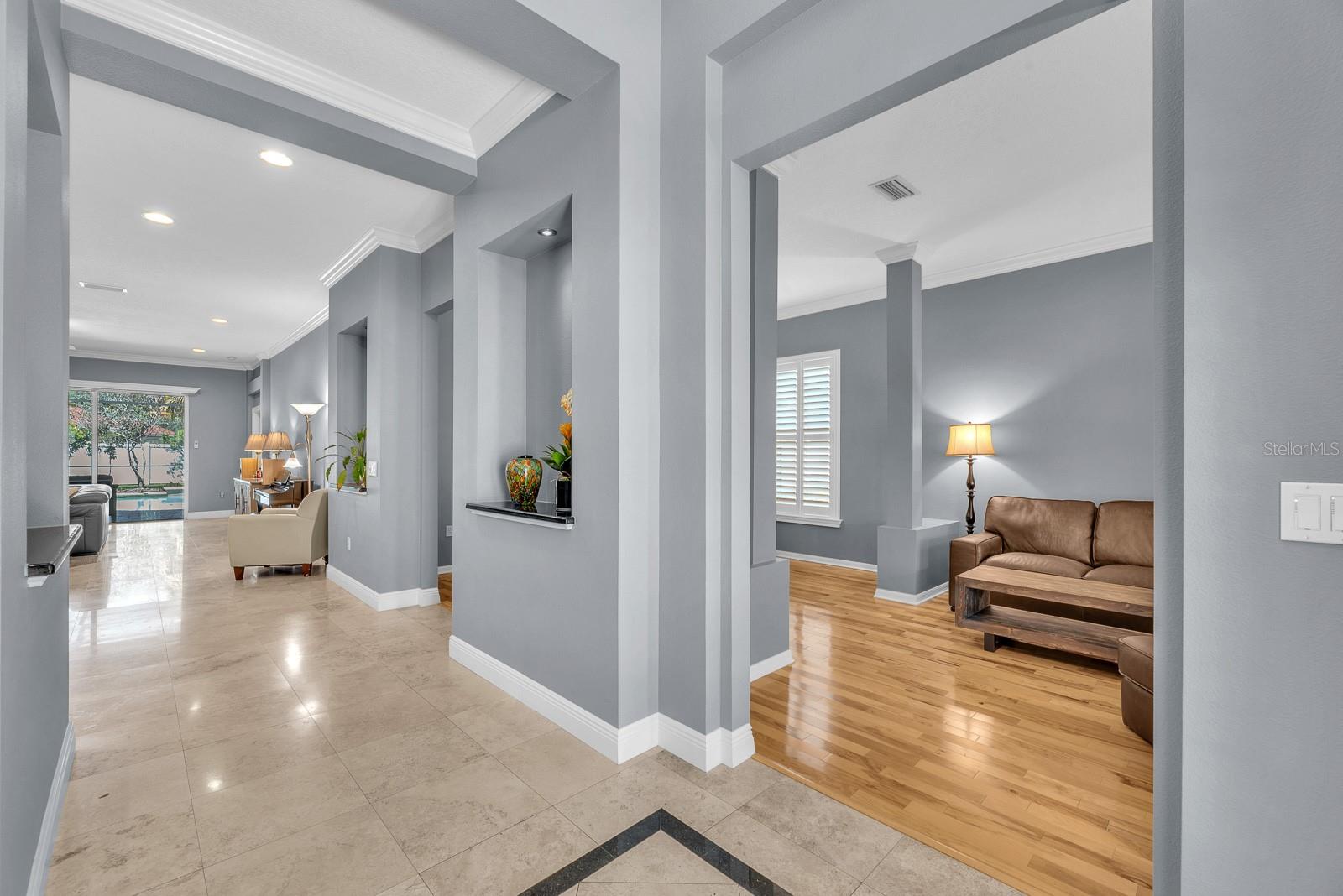 5613 LARK MEADOW PL, LITHIA, FL, 33547