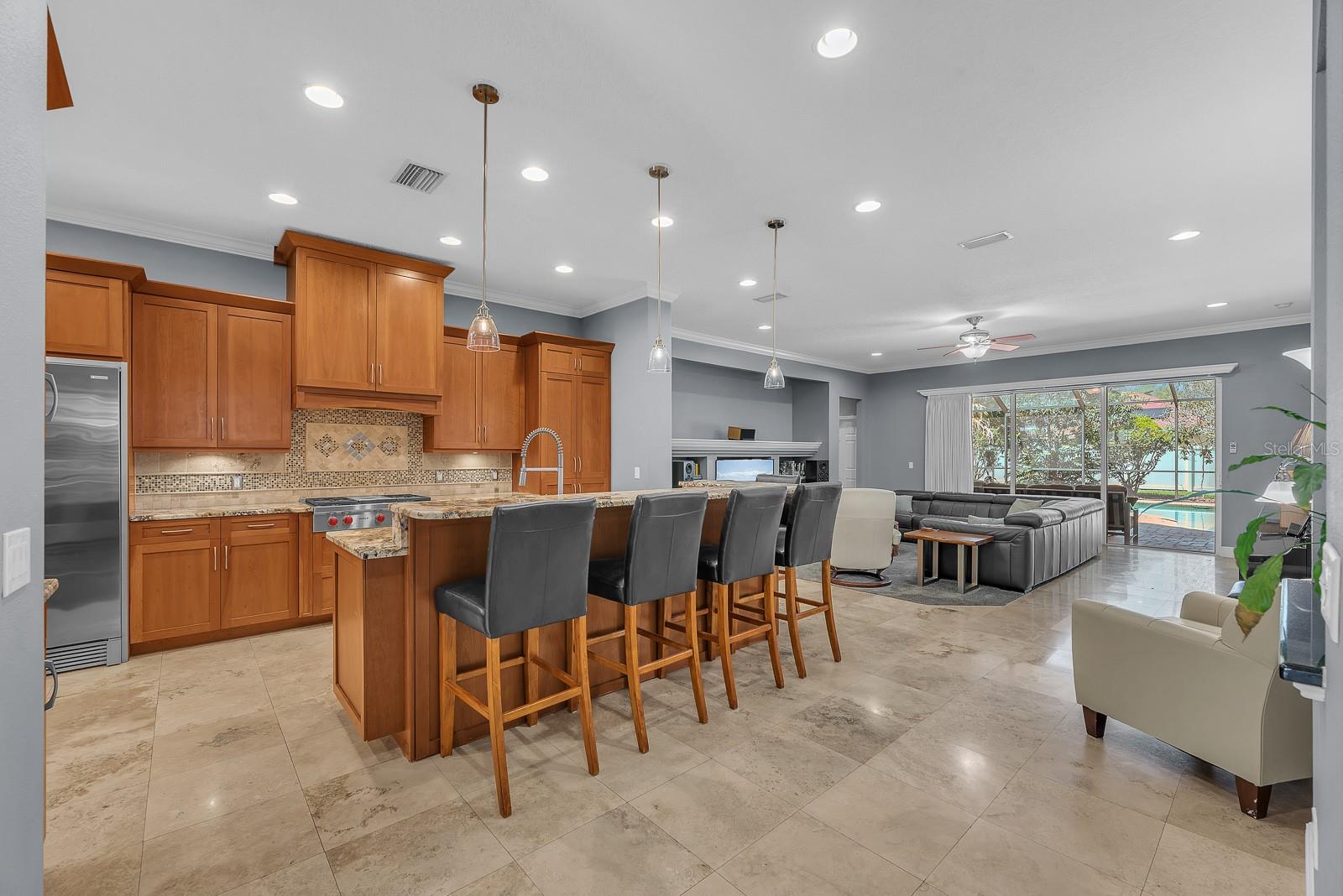 5613 LARK MEADOW PL, LITHIA, FL, 33547