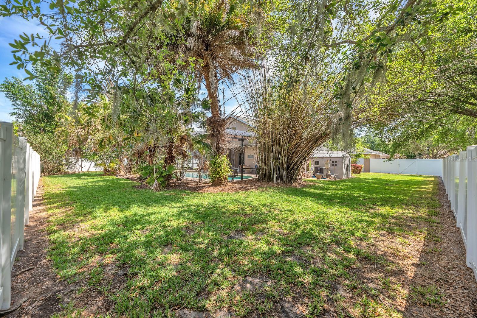 5613 LARK MEADOW PL, LITHIA, FL, 33547