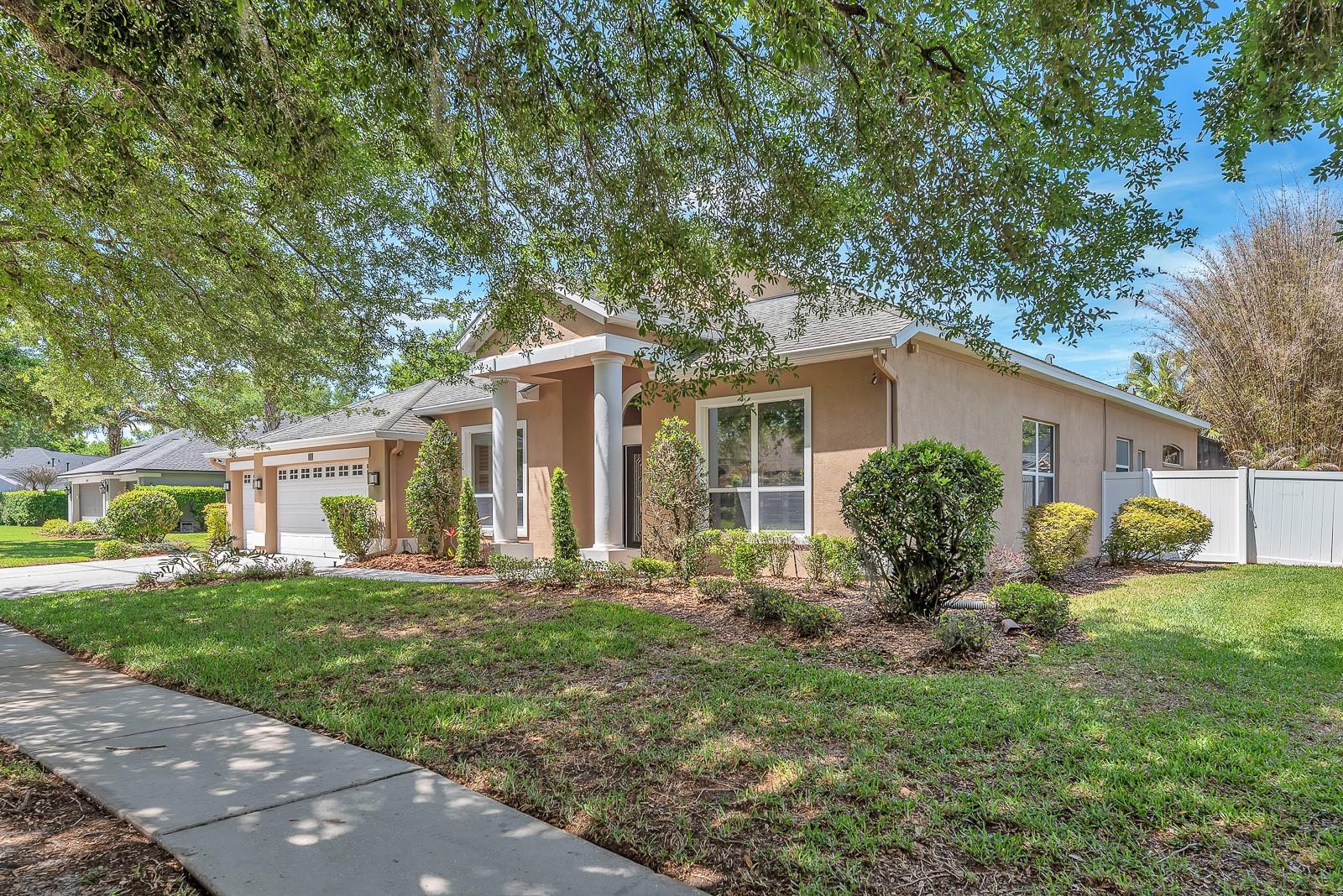 5613 LARK MEADOW PL, LITHIA, FL, 33547