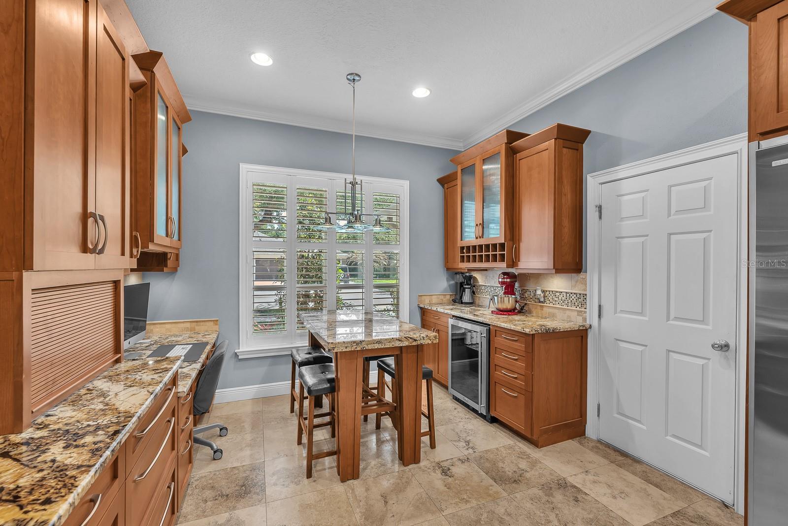 5613 LARK MEADOW PL, LITHIA, FL, 33547